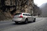Volvo V90 T6 Cross Country 2016 года
